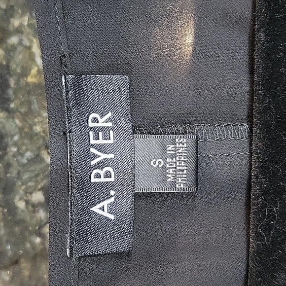 A.Byer Black Short Slv Blouse w/Removable Necklace NWT Jr Women’s Sz S - Picture 6 of 10